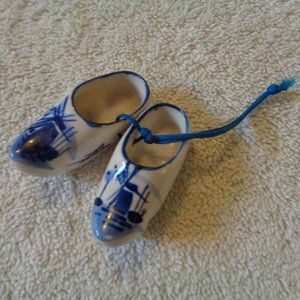 1950S DUTCH SHOES VINTAGE TINY TINY